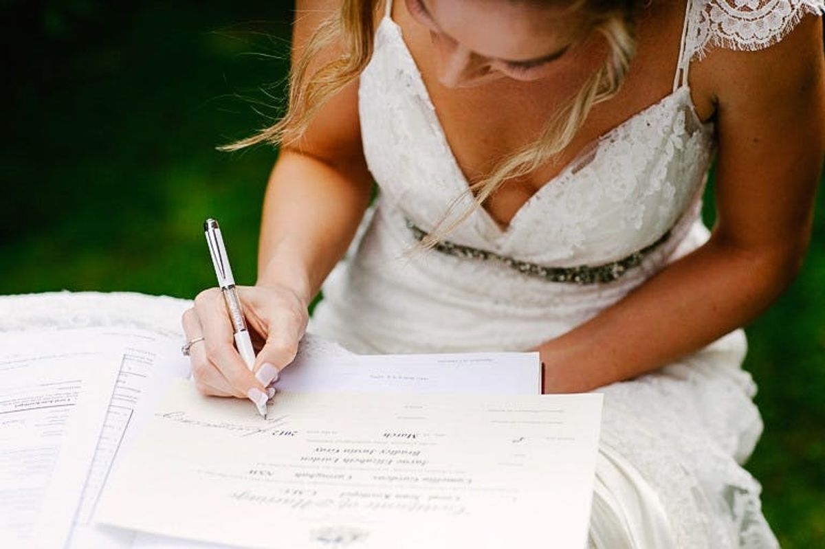 So, You’re Getting Married in a Month? 12 Things to Check Off Your List