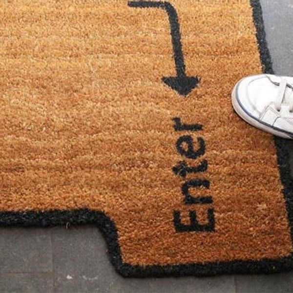Knock, Knock. Who’s There? 20 Hilarious Welcome Mats