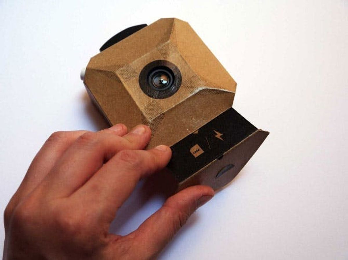 Cardboard + Arduino = A DIY Digital Camera