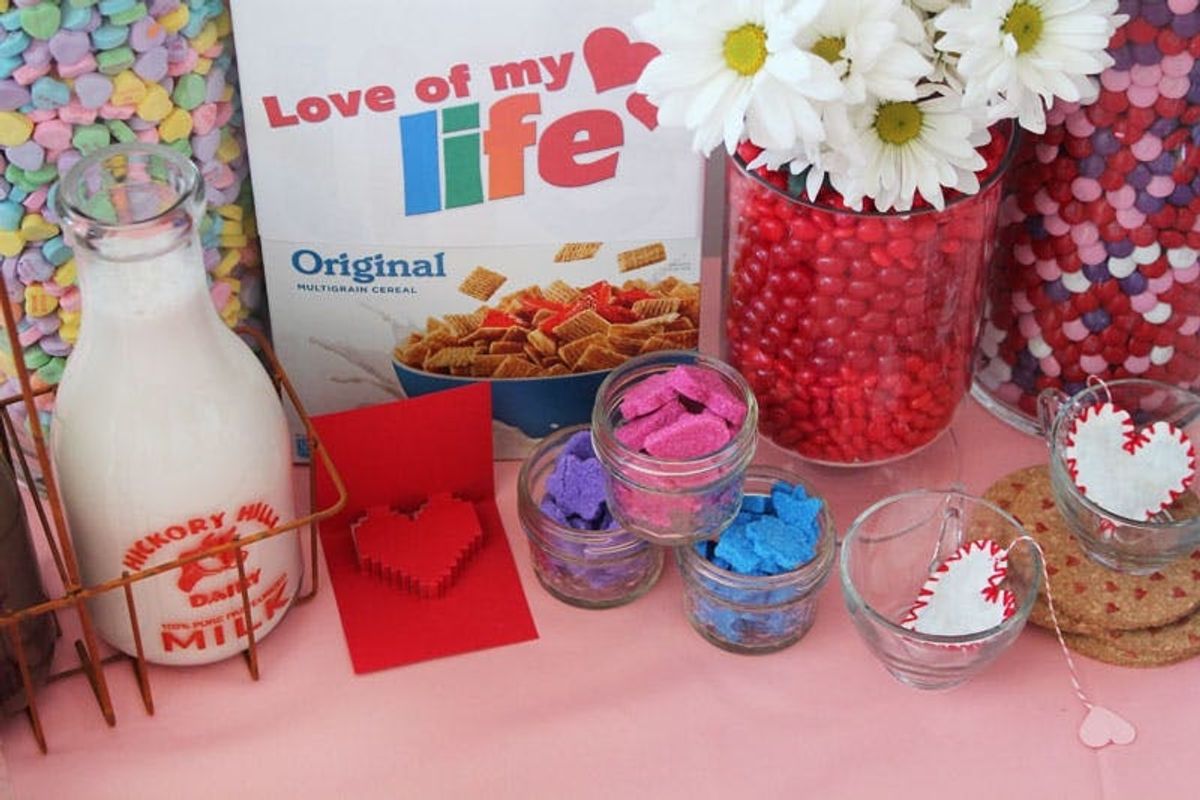 How to Set the Sweetest Valentine’s Breakfast Table Around