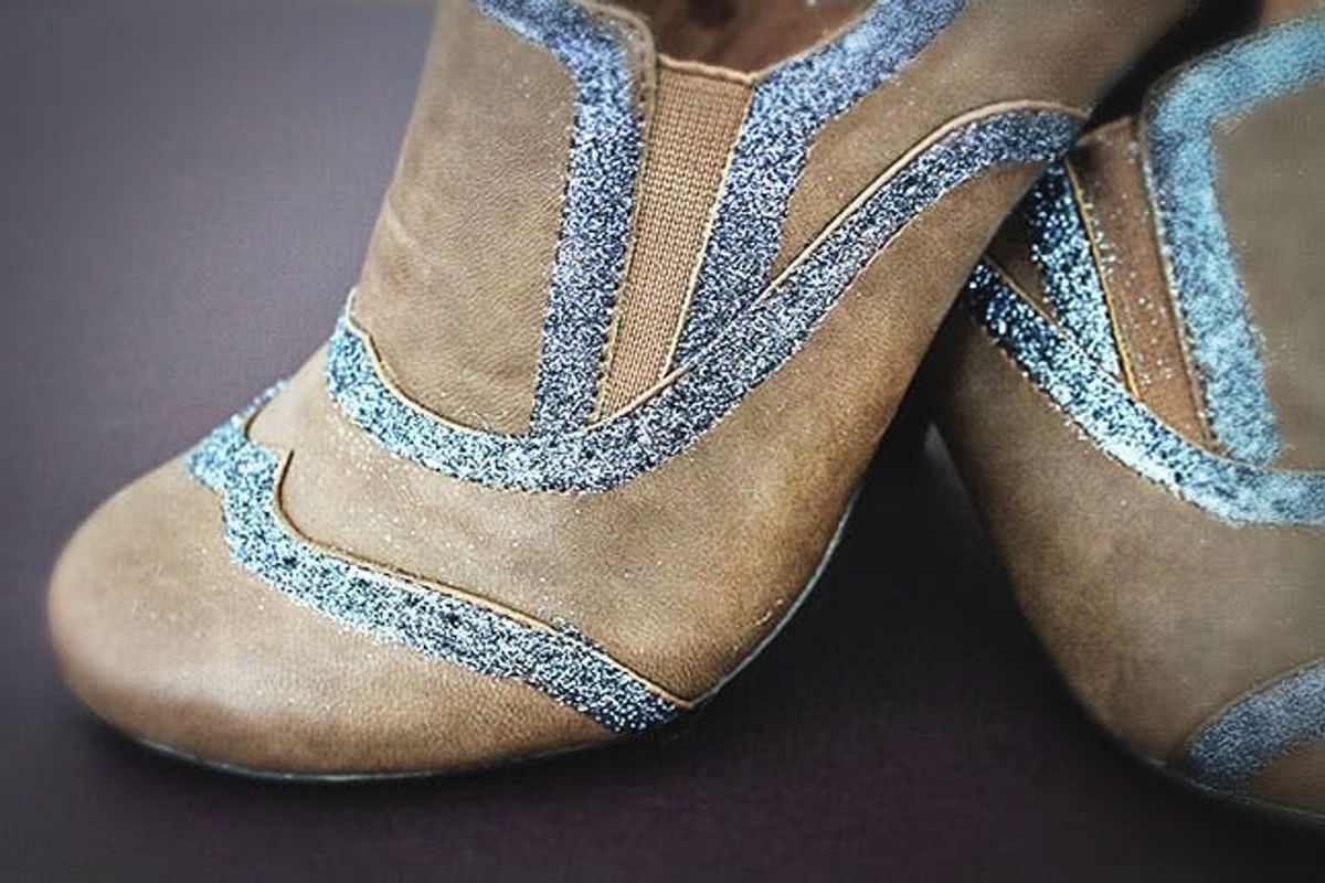 DIY Glitter Oxfords: Glam Up Your Kicks