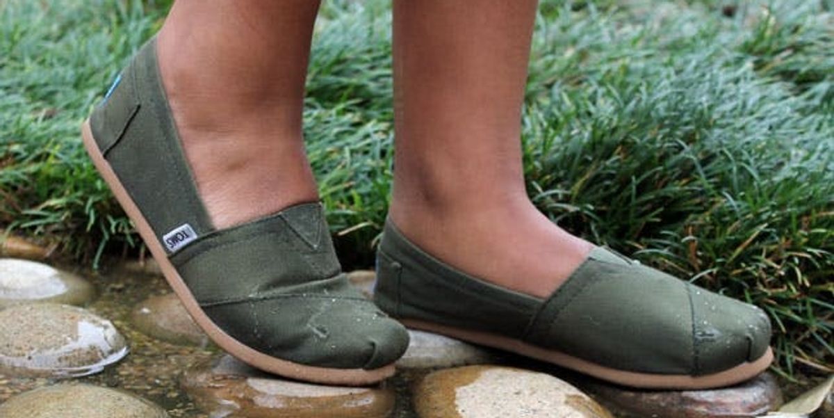Can You Waterproof Toms Shoes?