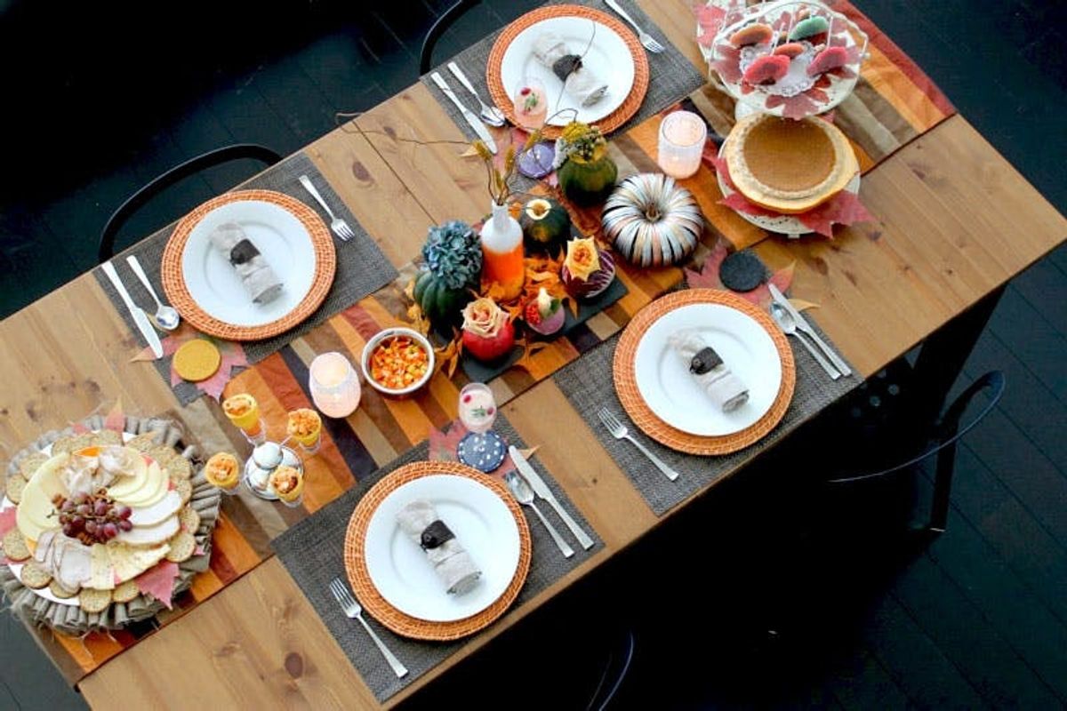 11 Ideas for Setting Your Thanksgiving Table