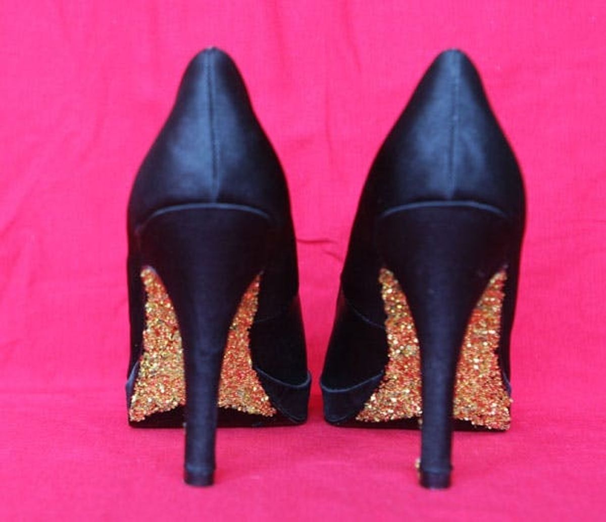 DIY Glitter Heels: Add Some Sparkle to Your Step
