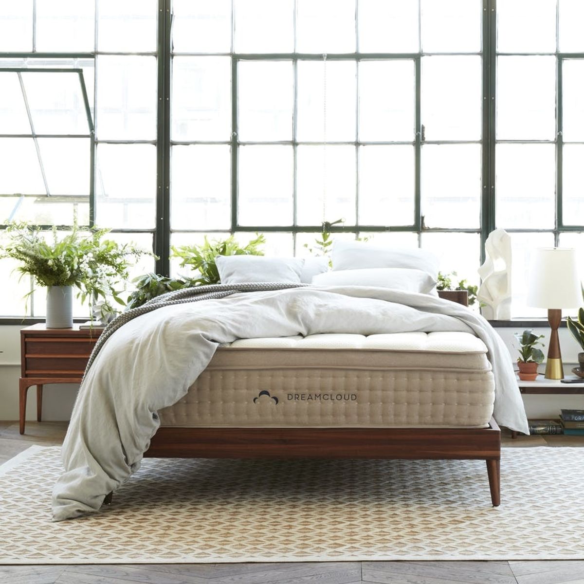 5 Hybrid Mattresses That Are *Not* Your Average Bed in a Box