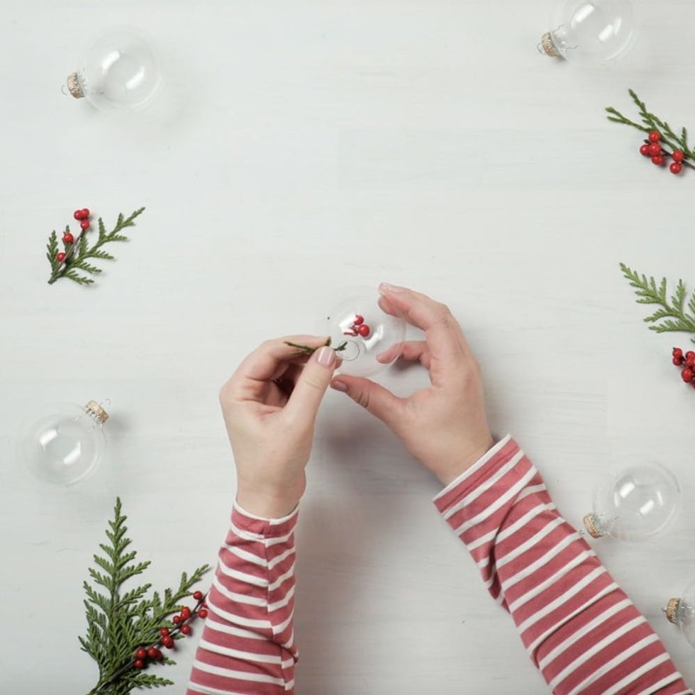 4 Smart + Simple Ways to Have an Eco-Friendly Holiday