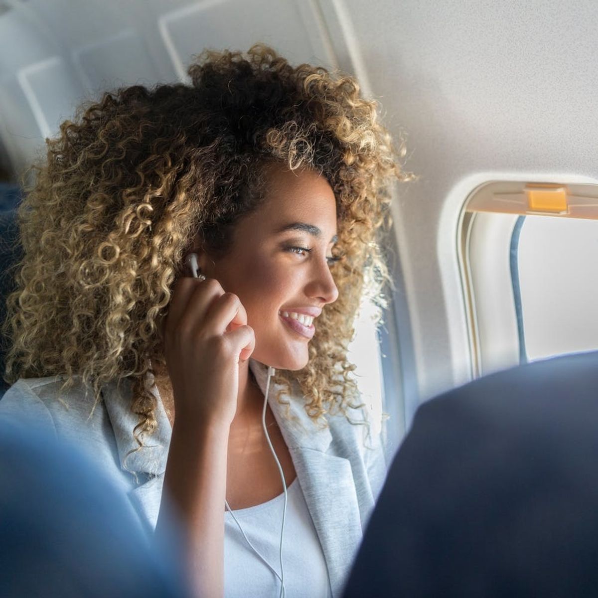 This Is the Secret to Looking Fresh on a Long-Haul Flight