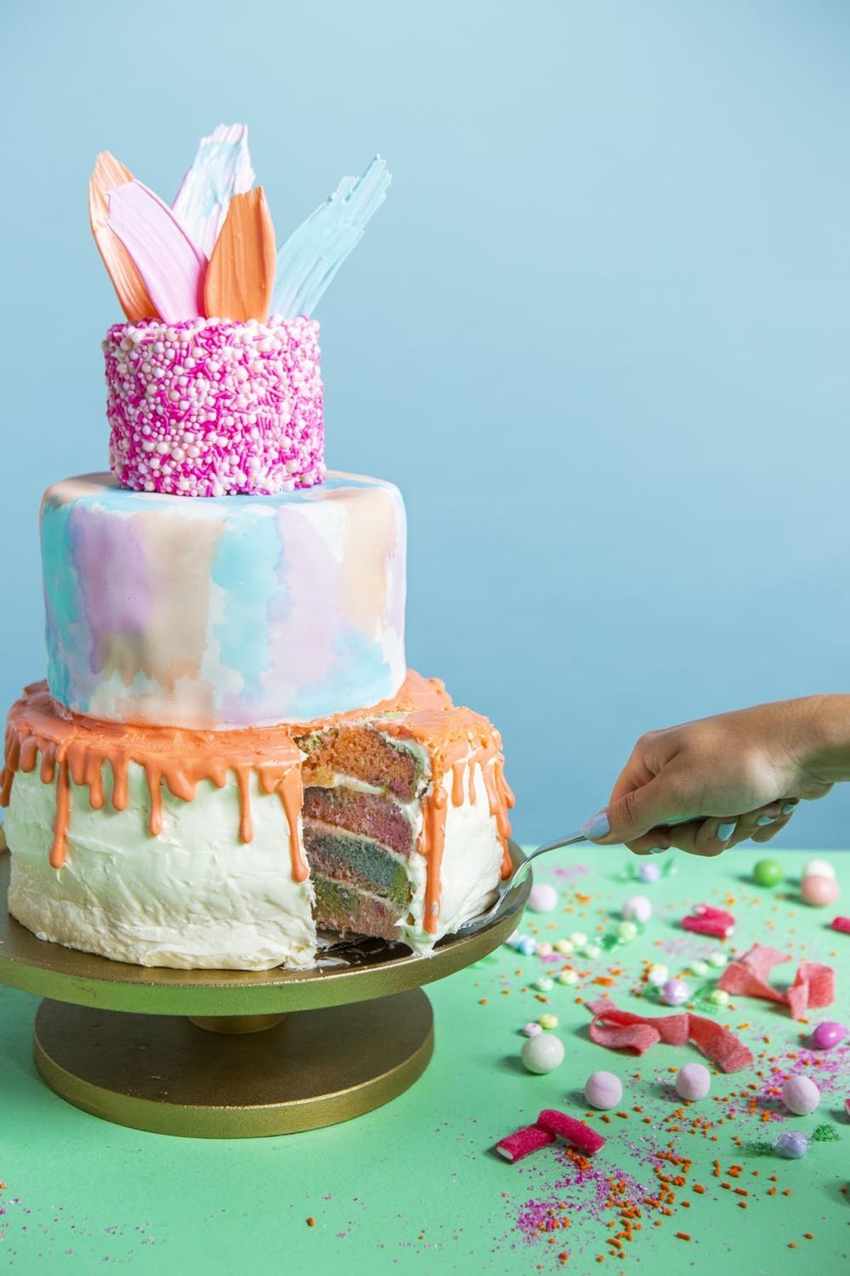 Check Out These Baking Hacks for Making a Showstopping Cake