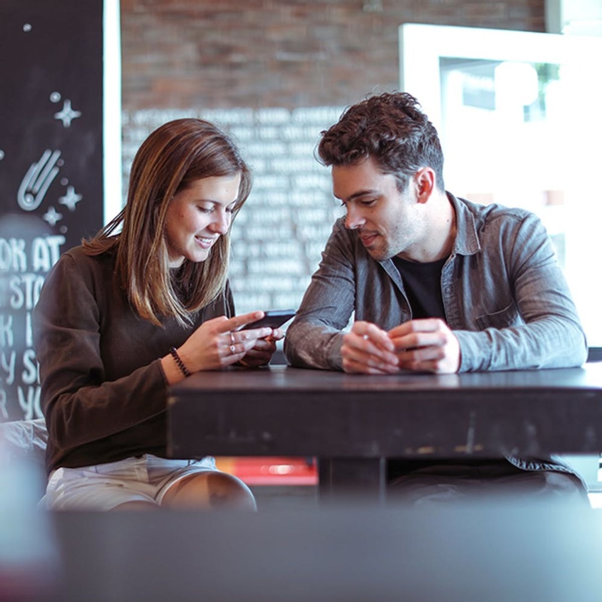 4 Reasons Why You Should Seriously Consider Blind Dating