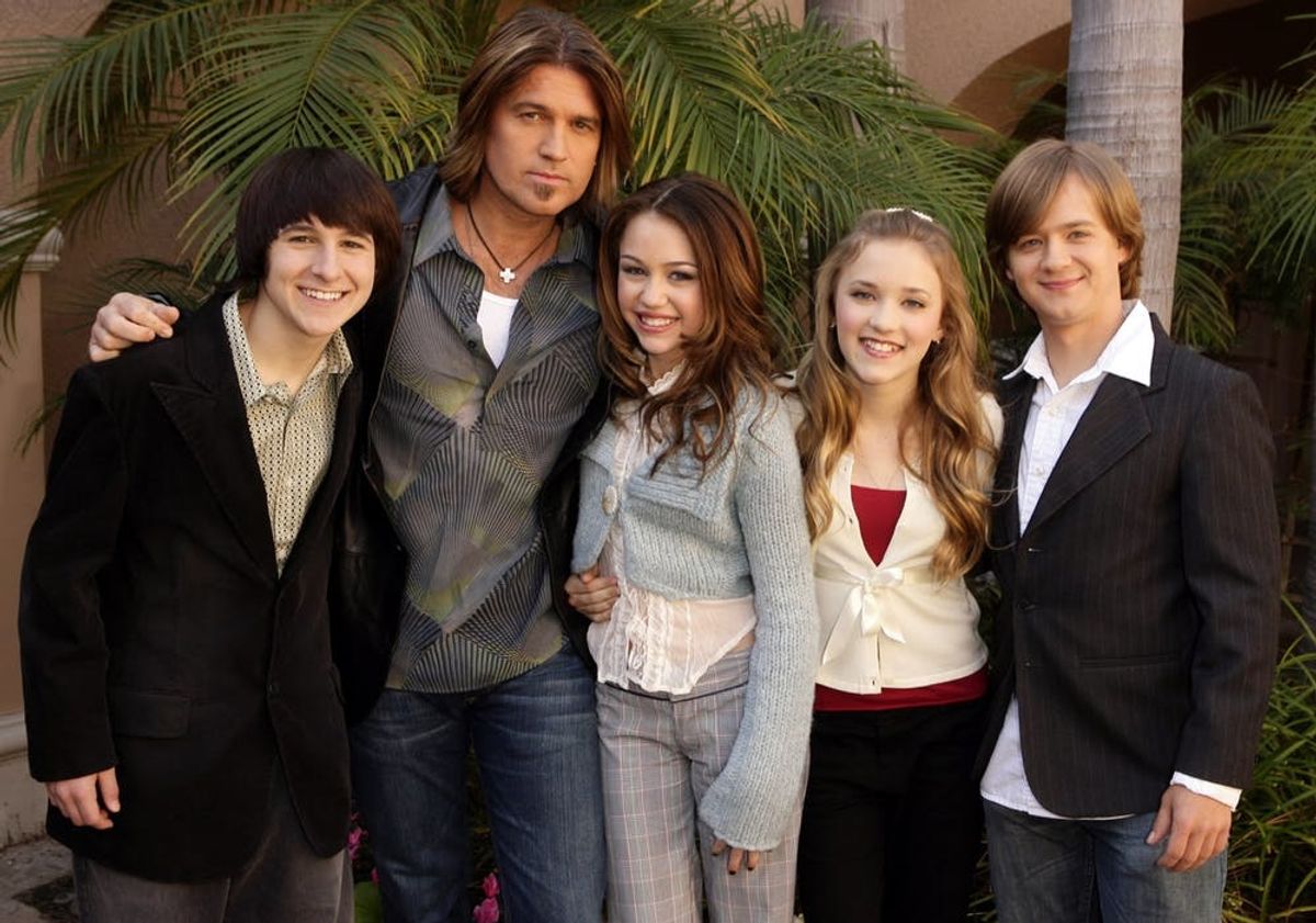 Miley Cyrus Celebrated the 13th Anniversary of ‘Hannah Montana’ With an Adorable Throwback