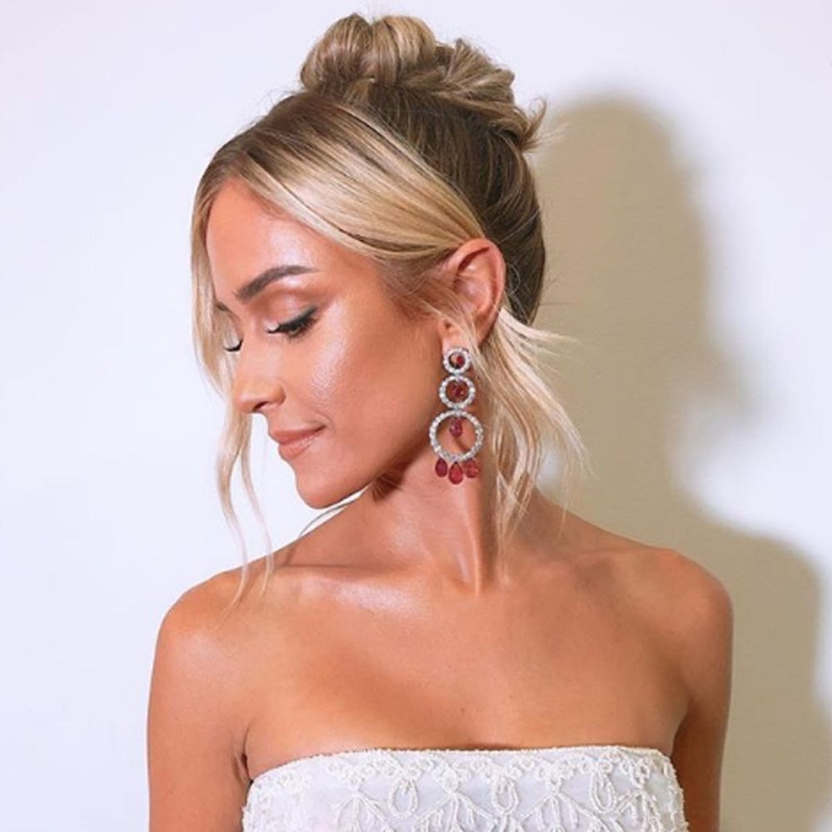 11 Easy Ways to Style Short Hair in 10 Minutes or Less