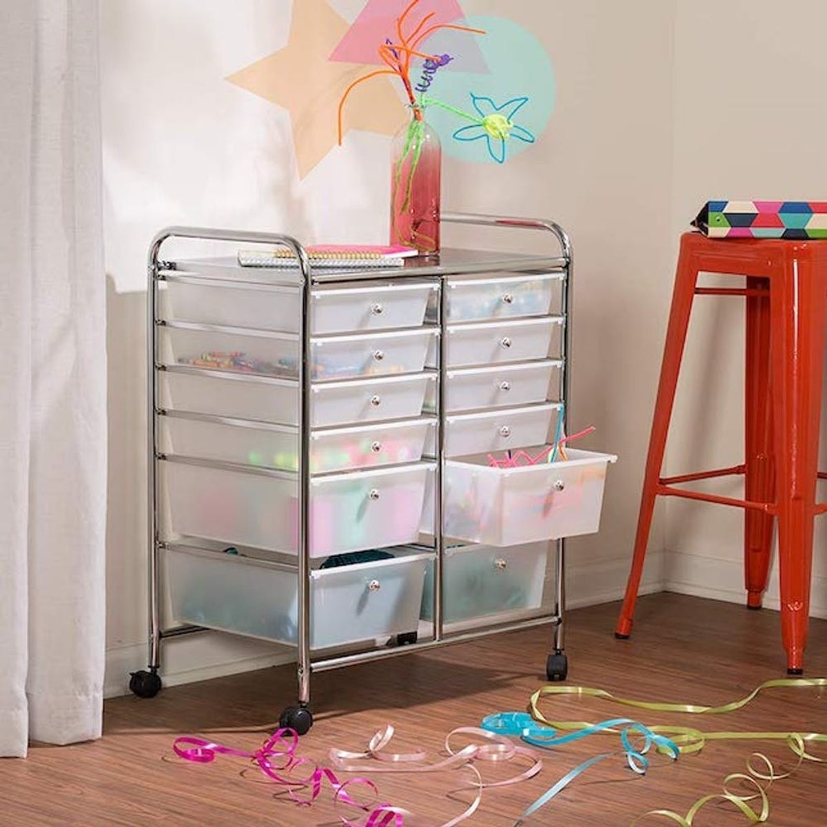 10 Space-Saving Storage Solutions for Dorm Rooms