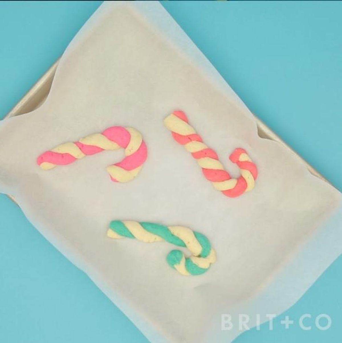 How to DIY Candy Cane Cookies