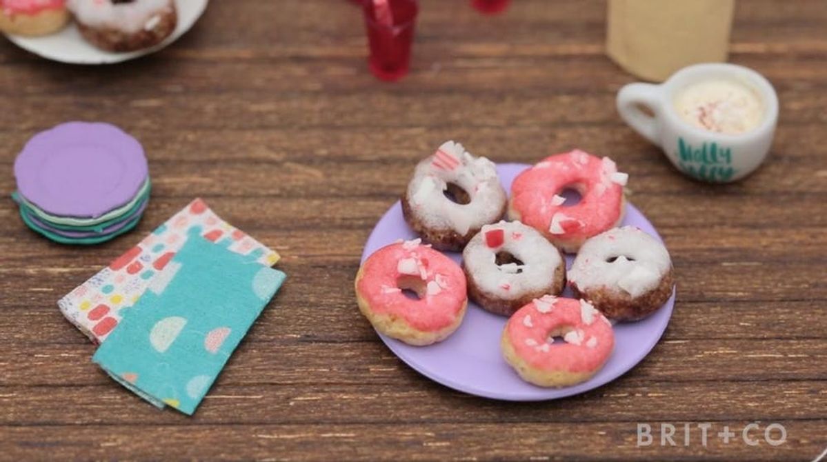 Make It Mini: Peppermint Donuts