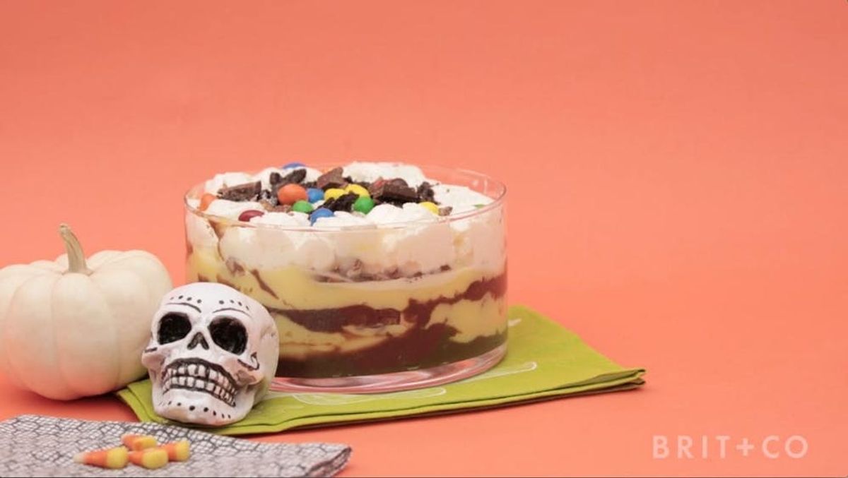 How to Make a Halloween Candy Trifle