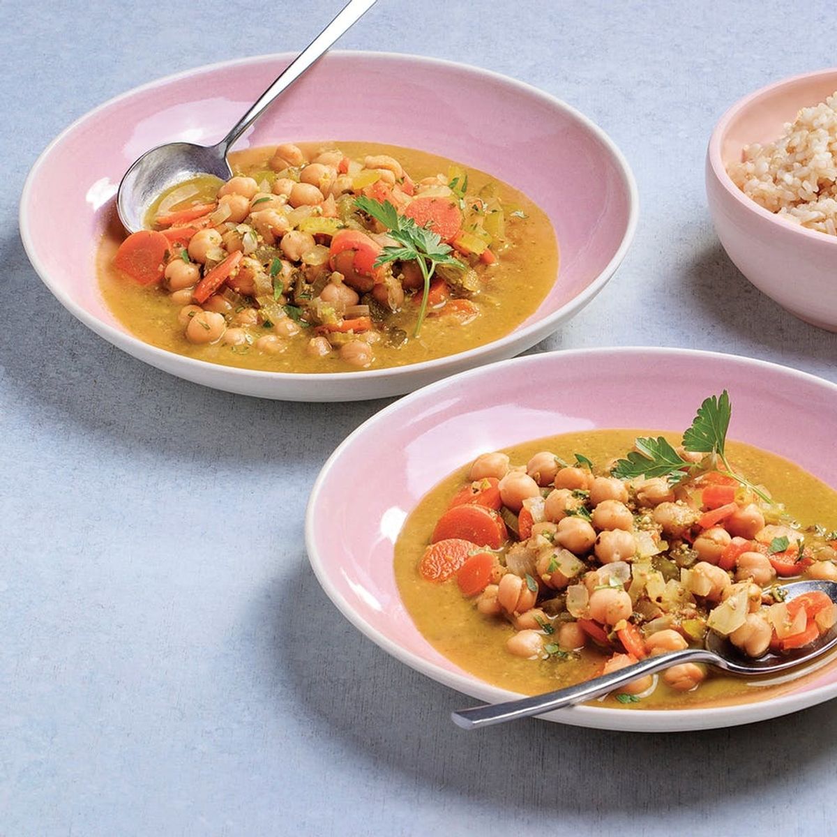 Kimberly Snyder’s Chickpea Stew With Pesto Helps You Get Your Veg When It’s Way Too Cold