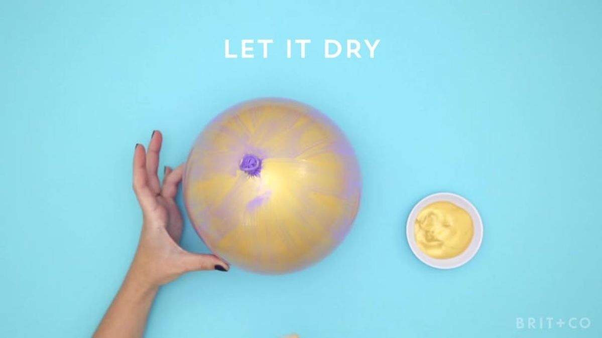 How To Make Gold Dipped Balloons