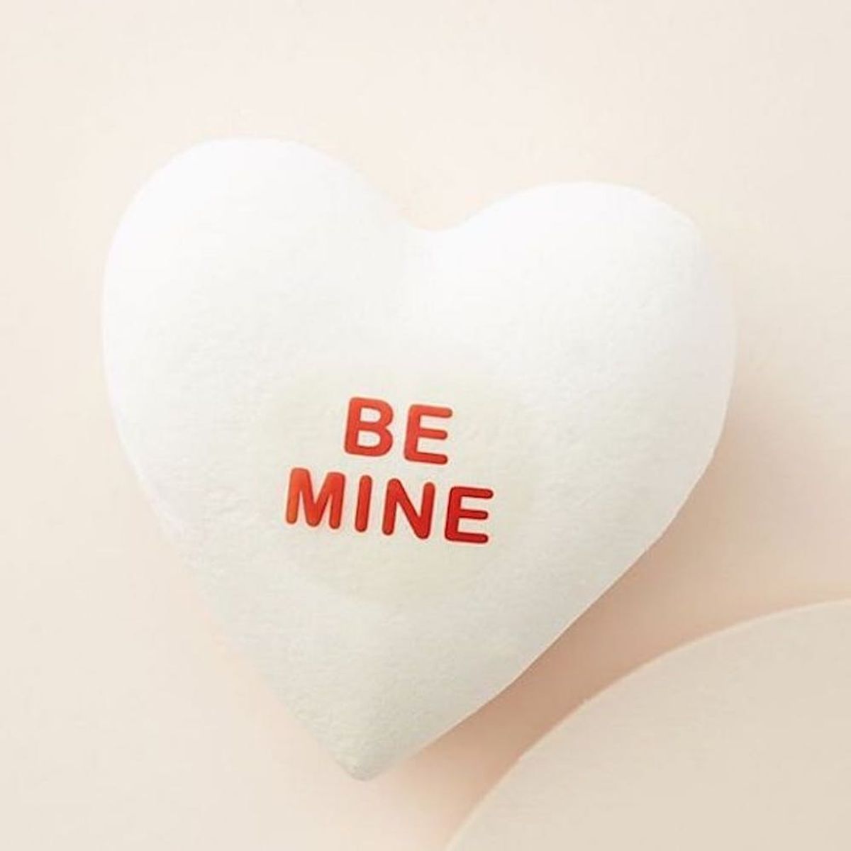 12 Expensive-Looking Valentine’s Day Gifts for $25 and Under