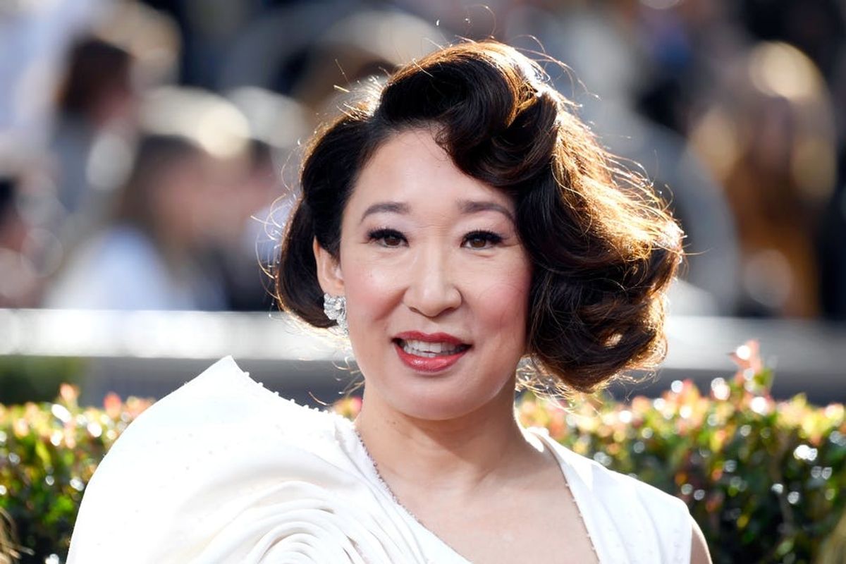 Sandra Oh’s Family Wore Matching Shirts to Celebrate Her 2019 Golden Globes Gig