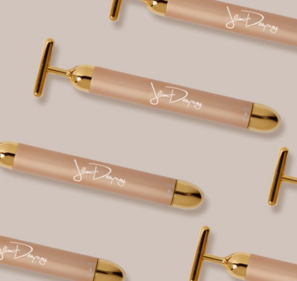 This Vibrating J-Beauty Tool Will Replace Your Jade Roller
