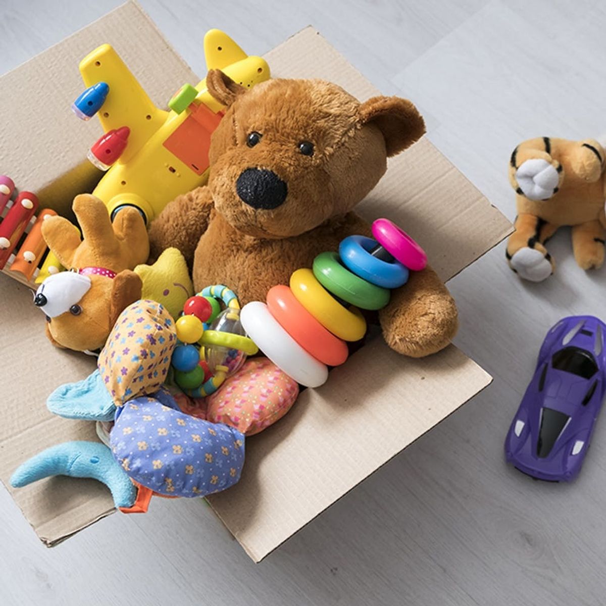 9 Ways to Deal When Your Kid Has Too Many Toys
