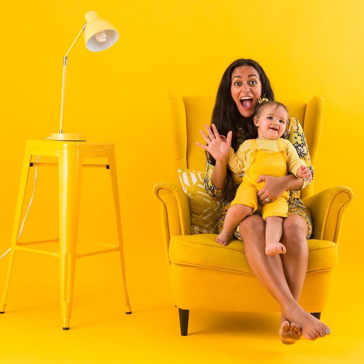 Insta-Inspo: This Mother-Daughter Photoshoot Idea Is Made for Color Lovers