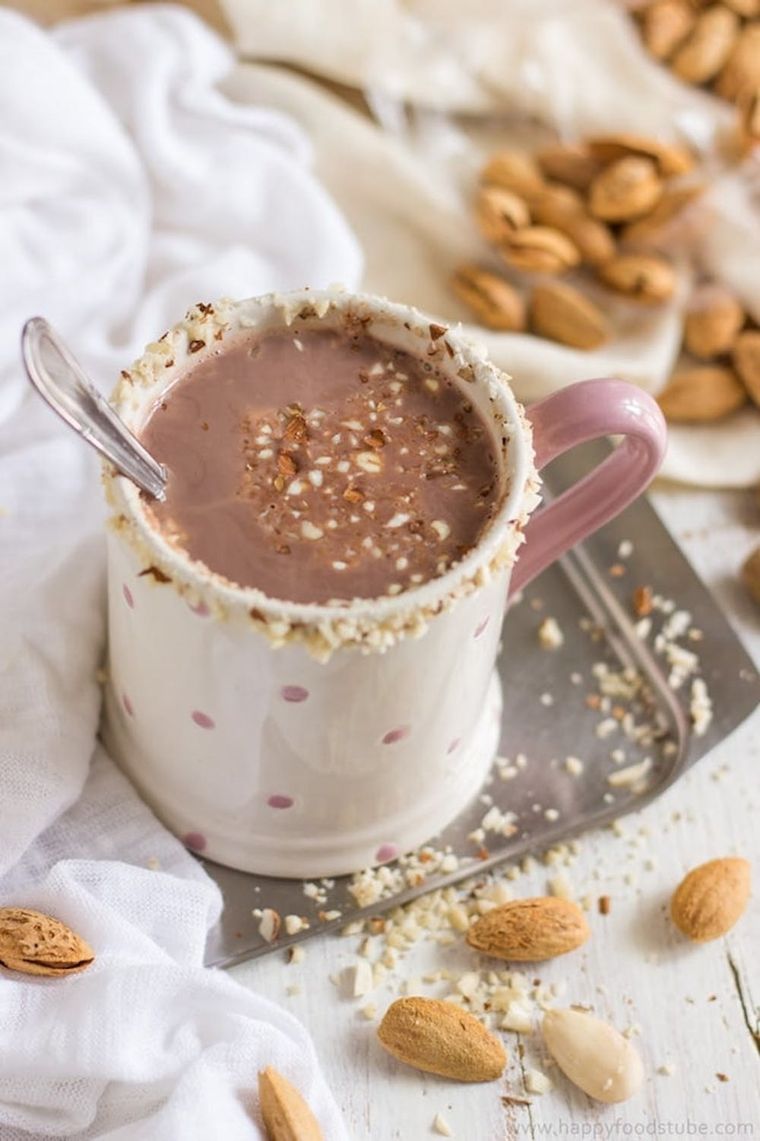 Iced Oat Milk Latte Recipe - Happy Foods Tube