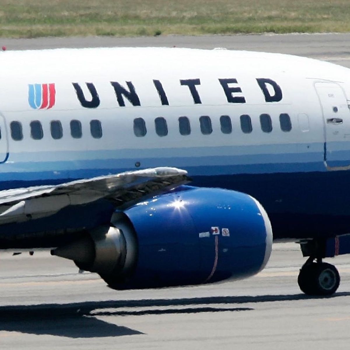 United Airlines Is in Hot Water for Refusing to Let Tween Girls Board Their Flight While Wearing Leggings