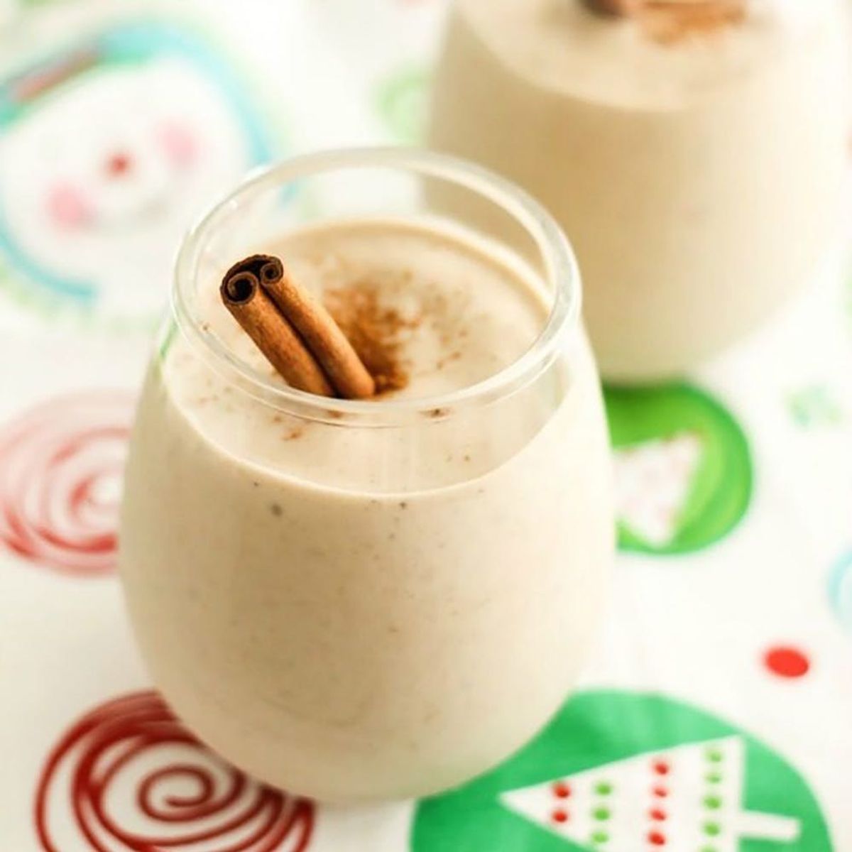 15 Healthy Holiday Smoothie Recipes That Only *Taste* Indulgent