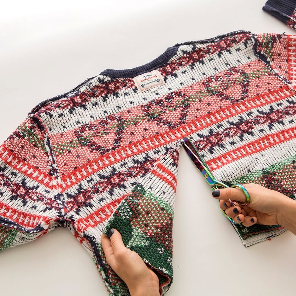 FYI, Ugly Christmas Sweater Leggings Are Our New Favorite Loungewear ...