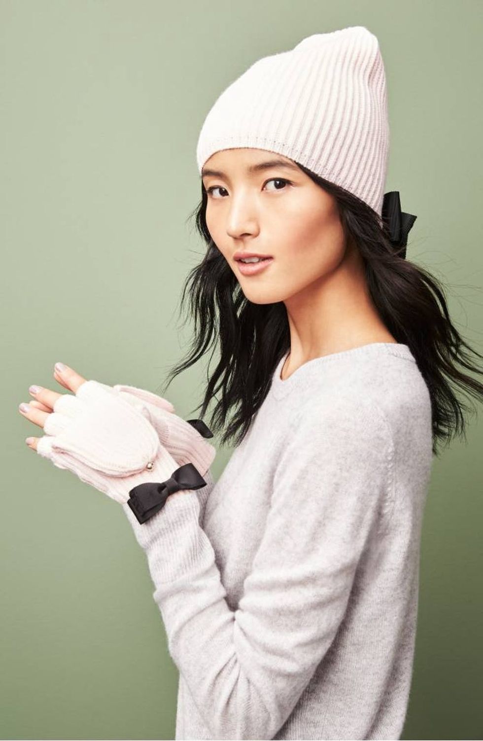 All the Scarves, Gloves, and Hats for the Cutest (and Coziest!) Cold