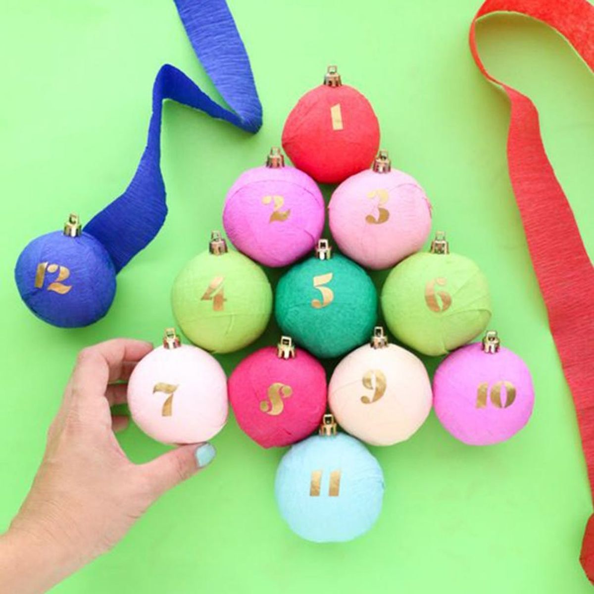 Peppermint Bath Bombs, Pom-Pom Gift Toppers, and More Holiday Craft Projects