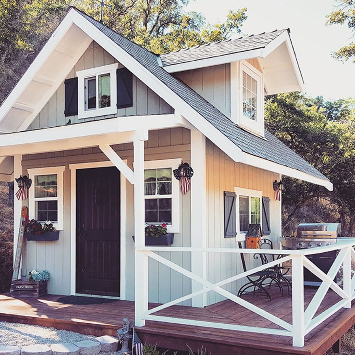 This Tiny House Is Glamping Goals