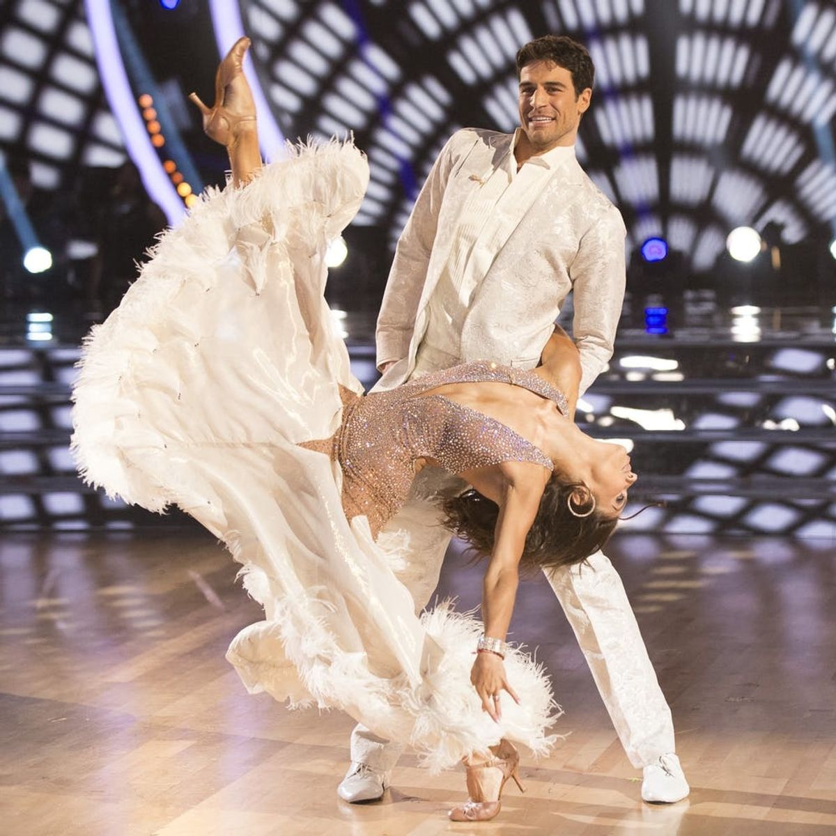Here’s How ‘Bachelorette’ Star ‘Grocery Store Joe’ Amabile Did on Night 1 of ‘DWTS’