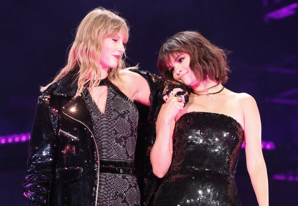 Selena Gomez Gushes Over ‘Big Sister’ Taylor Swift on Instagram
