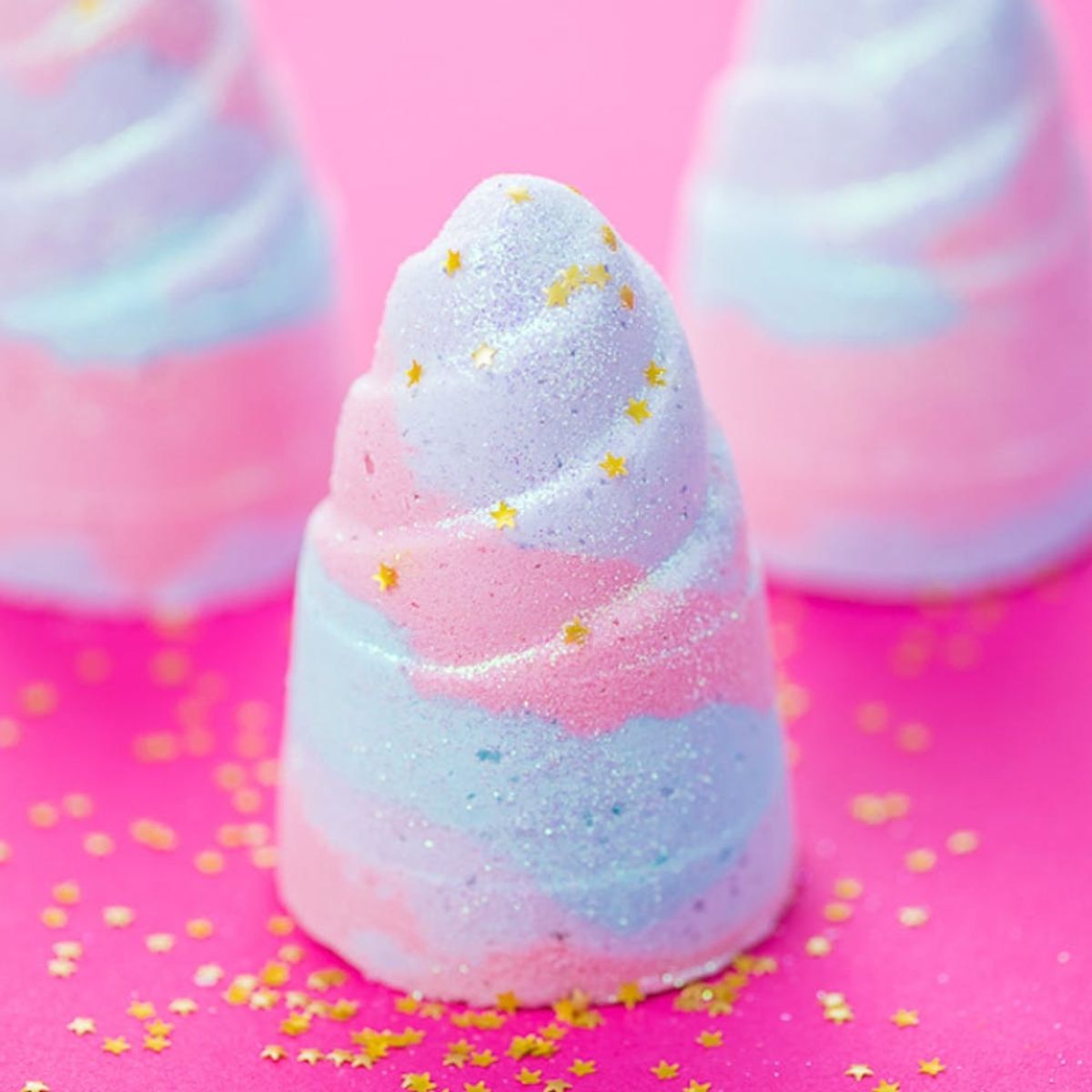 Unicorn Bath Bombs and More Weekend DIY Projects