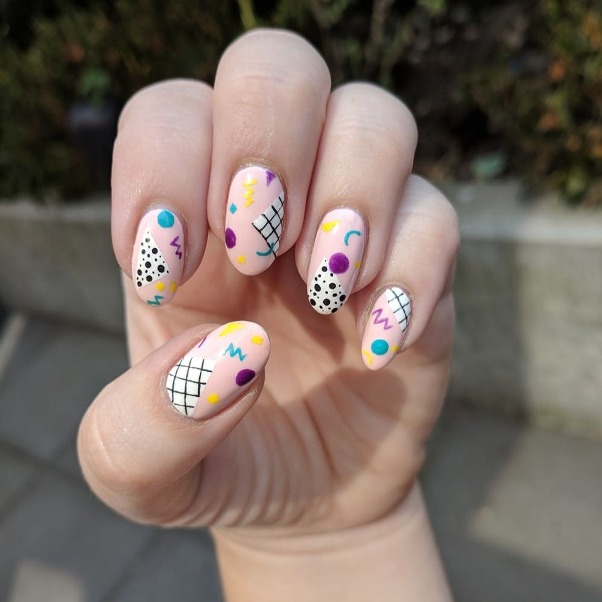 12 ’80s Nail Art Ideas to Round Out Your End-of-Summer Style