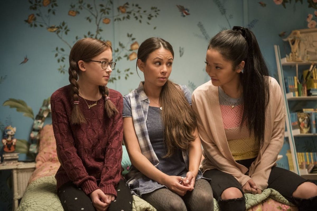 The Covey Sisters from ‘To All the Boys I’ve Loved Before’ Have a Group Text