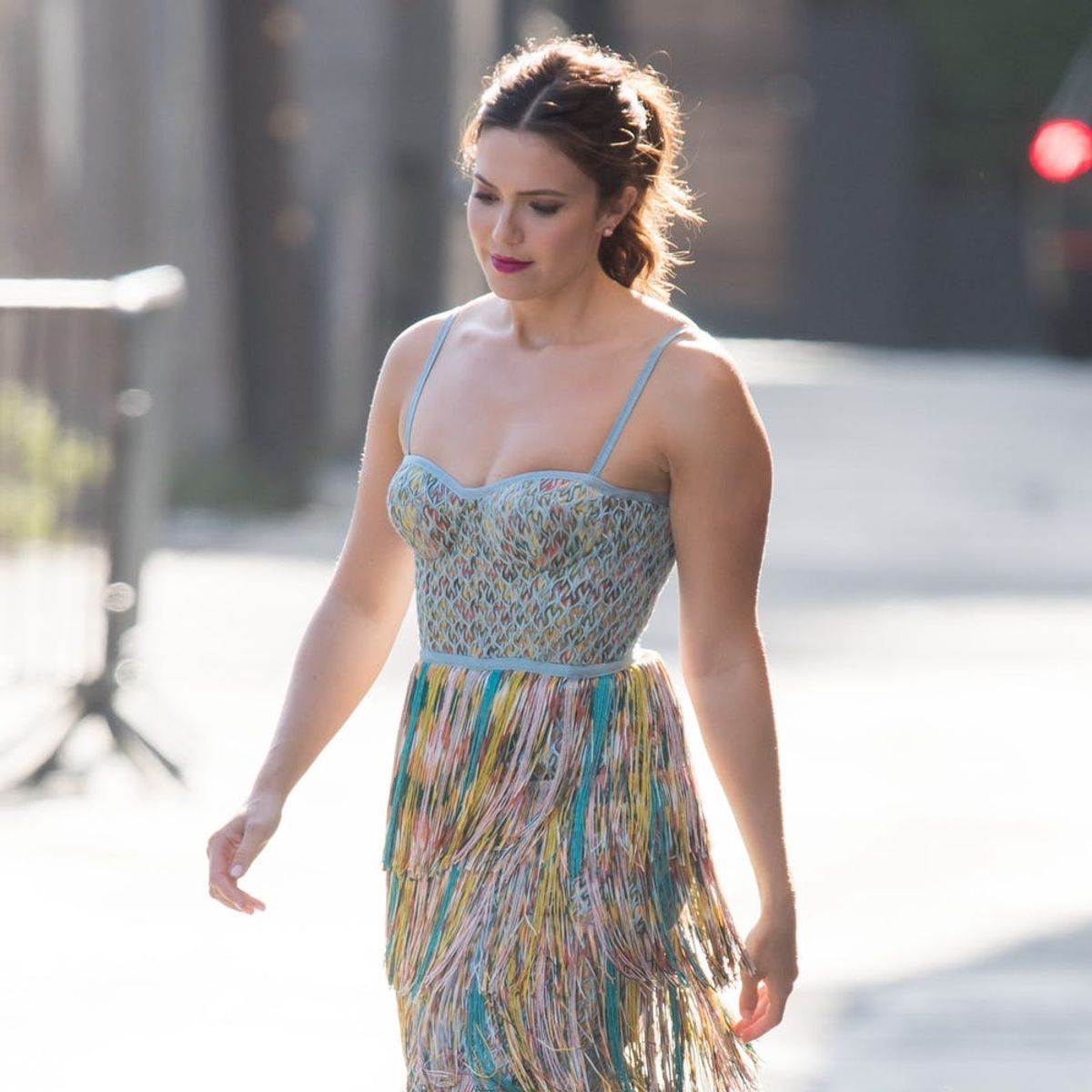 Mandy Moore Just Brought Back This Retro Dress Style, and We’re So Here for It
