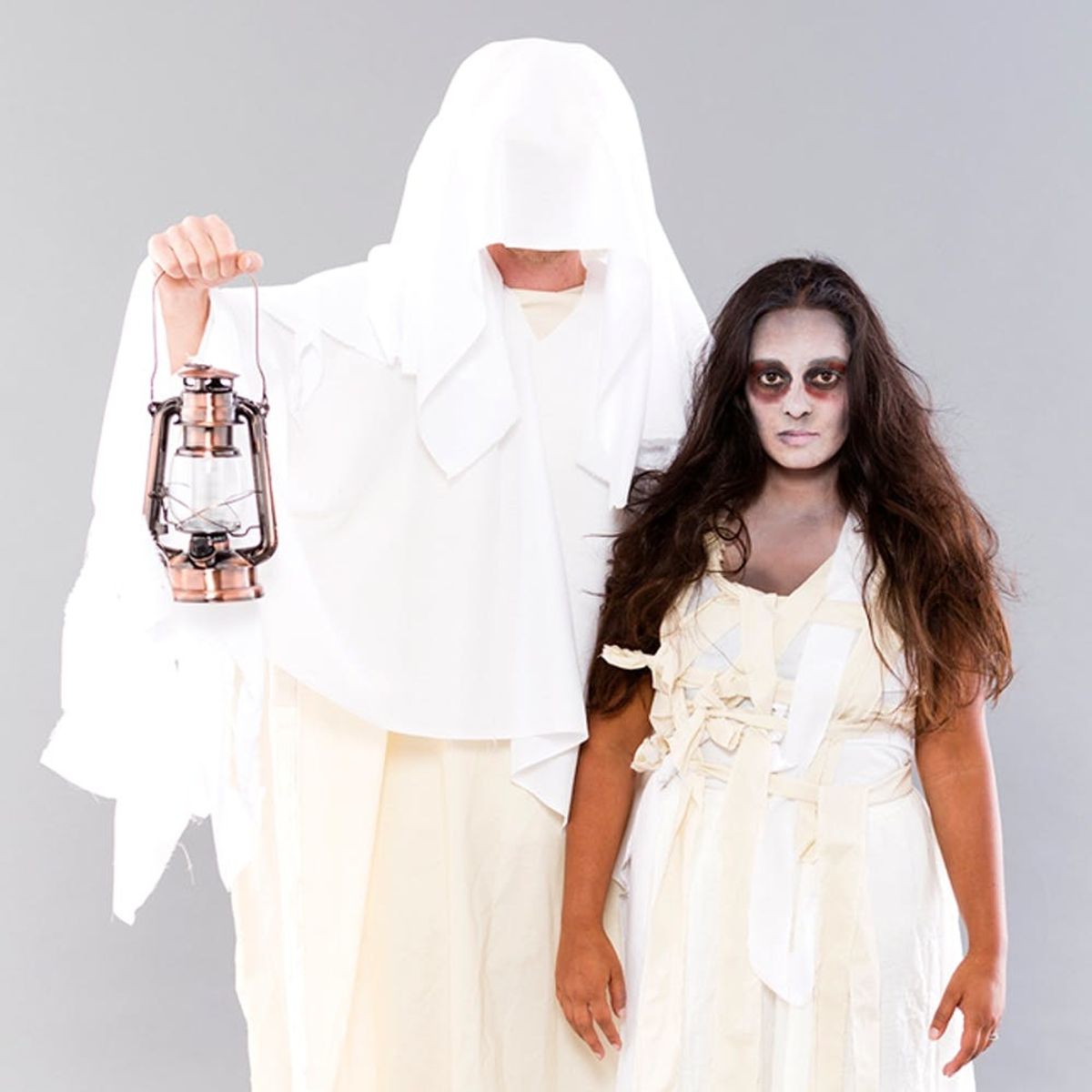 This DIY Mummy + Ghost Couples Costume Will Creep Out Everyone You Know