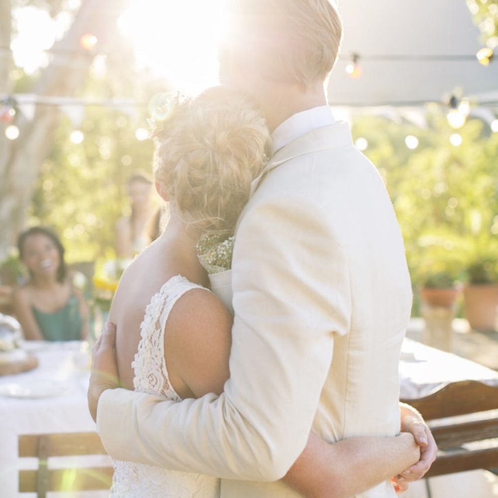 How to Manage Wedding Stress, According to a Pro