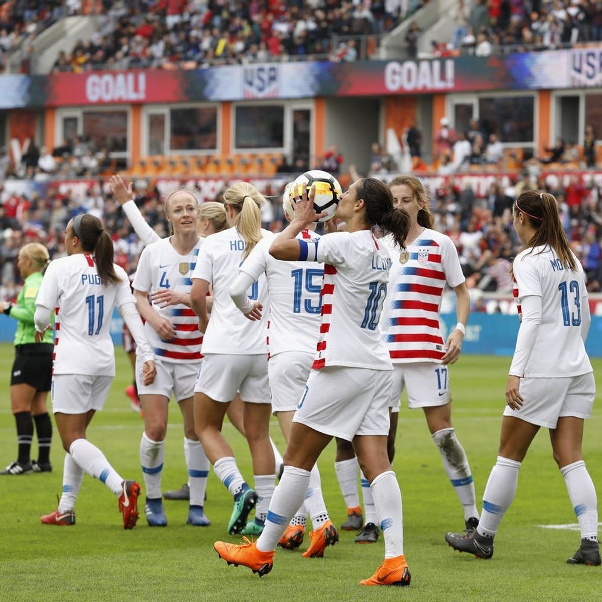Why You *Need* to Follow the US Women’s Soccer Team Beginning Immediately