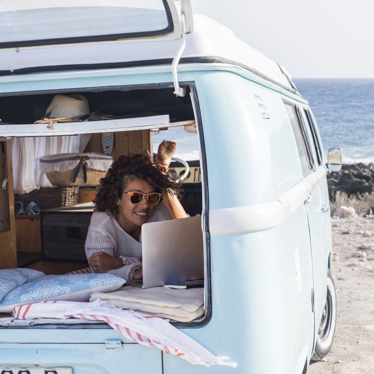 How to Work on Vacation Without Ruining Your Trip