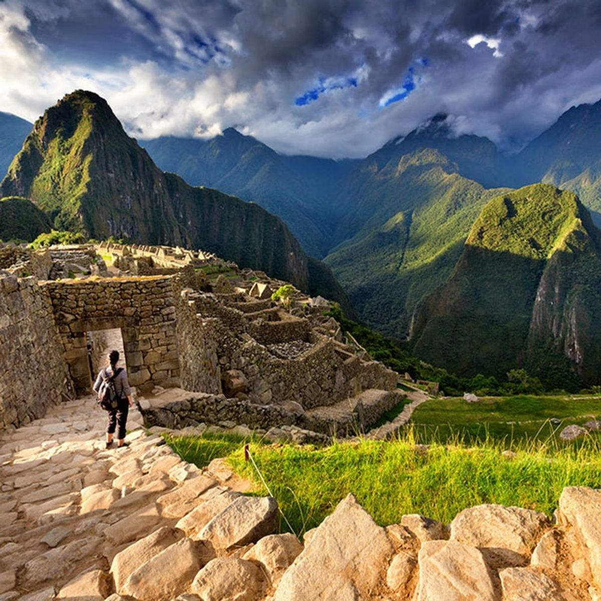 The 10 Wonders of the World That Should Be on Every Traveler’s Bucket List