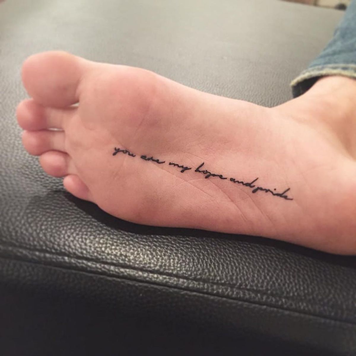 13 Minimalist Underfoot Tattoos That No One Needs to Know You Have