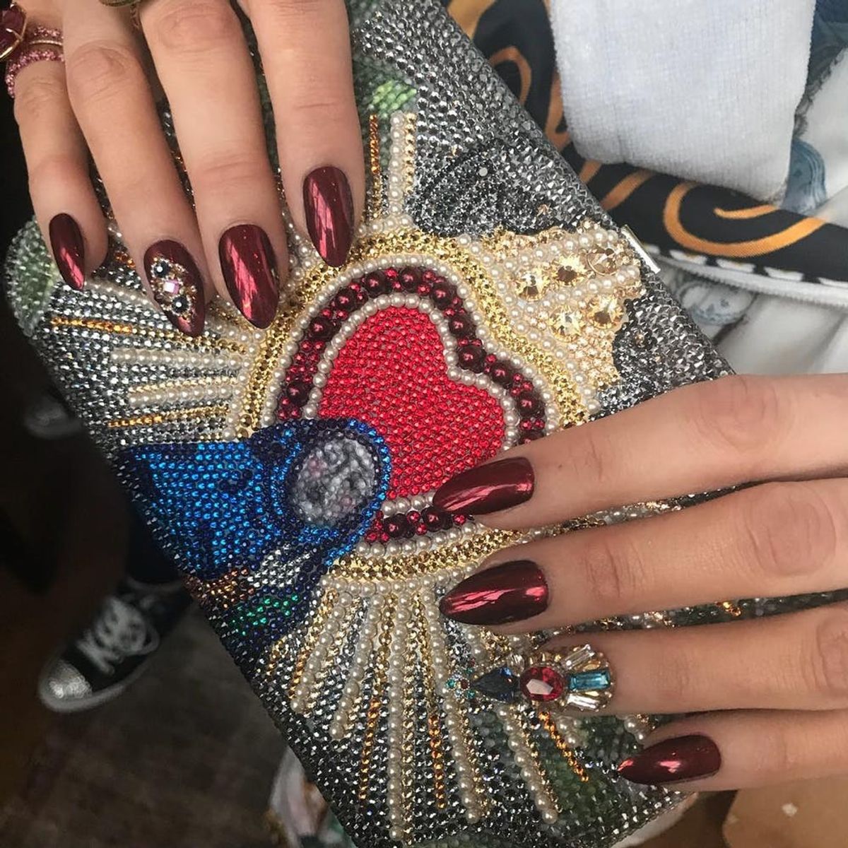 You Have to See Blake Lively’s Stained Glass Mani for the Met Gala 2018 Red Carpet