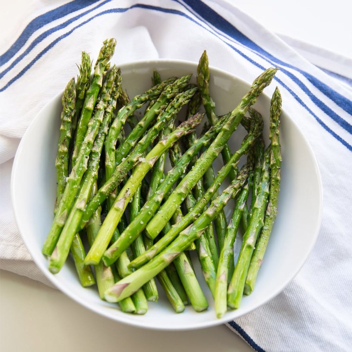 Spring for Greens: How to Make Roasted Asparagus