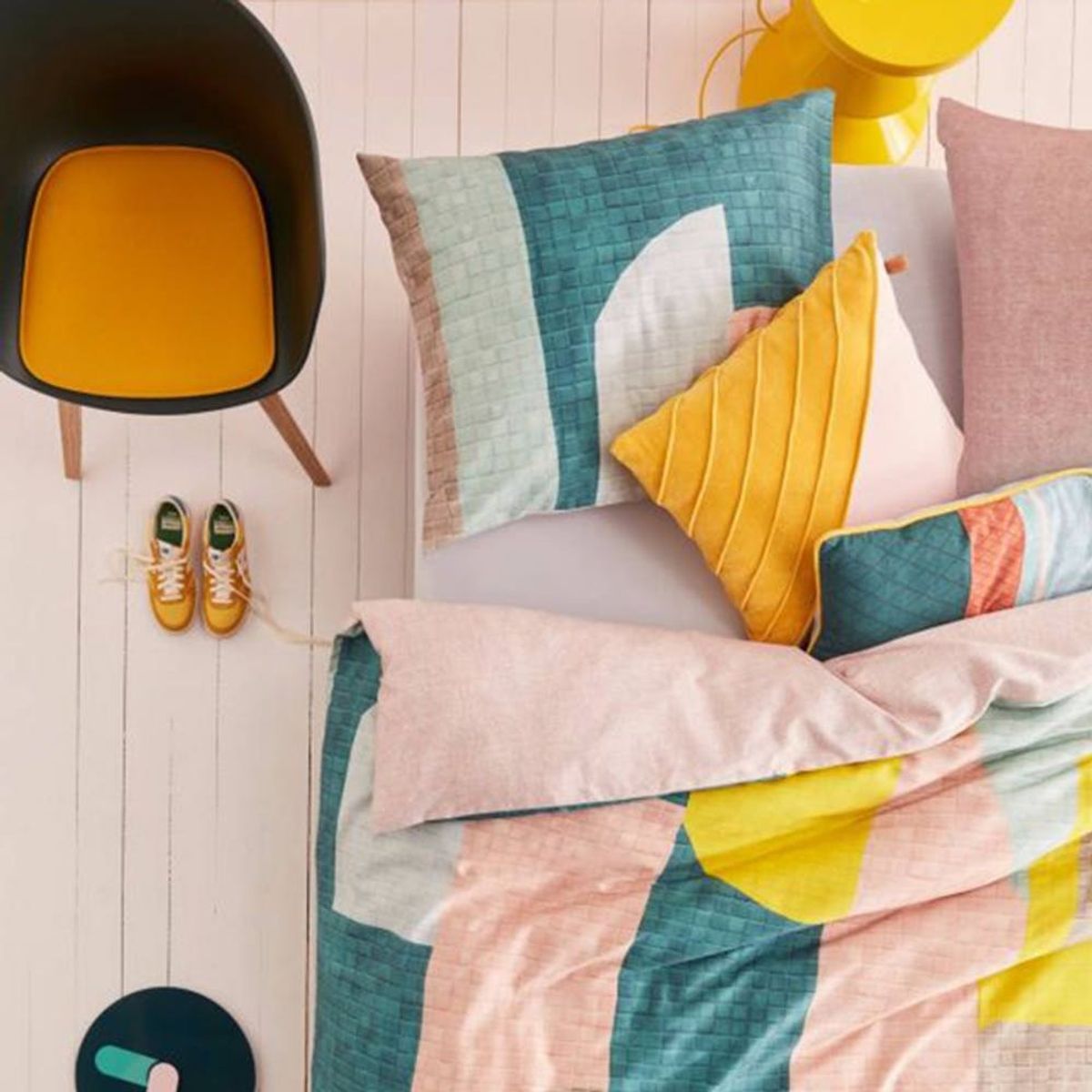 12 Colorful Sheets and Duvets for a Bedroom Refresh