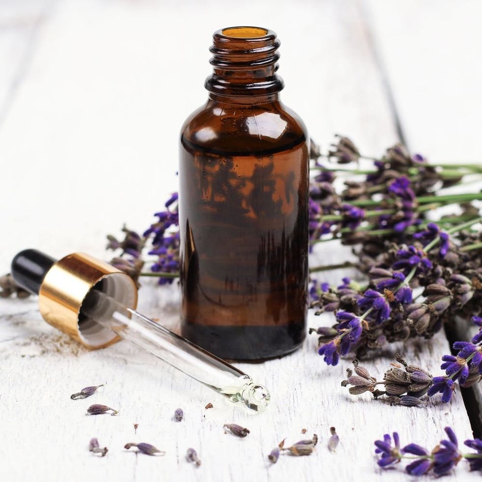 3 Easy Ways to Use Essential Oils in the Kitchen