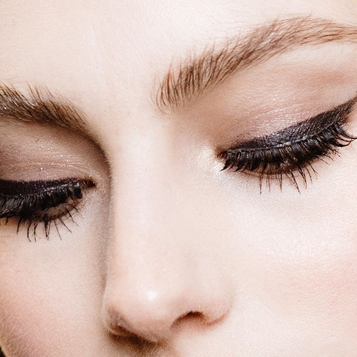 8 Things Eye Doctors Want You to Know About Eyelash Extensions